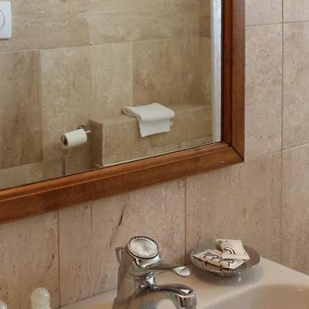 ベッド・アンド・ブレックファスト レ ドゥエ シリーン ピアーノ・ディ・ソッレント